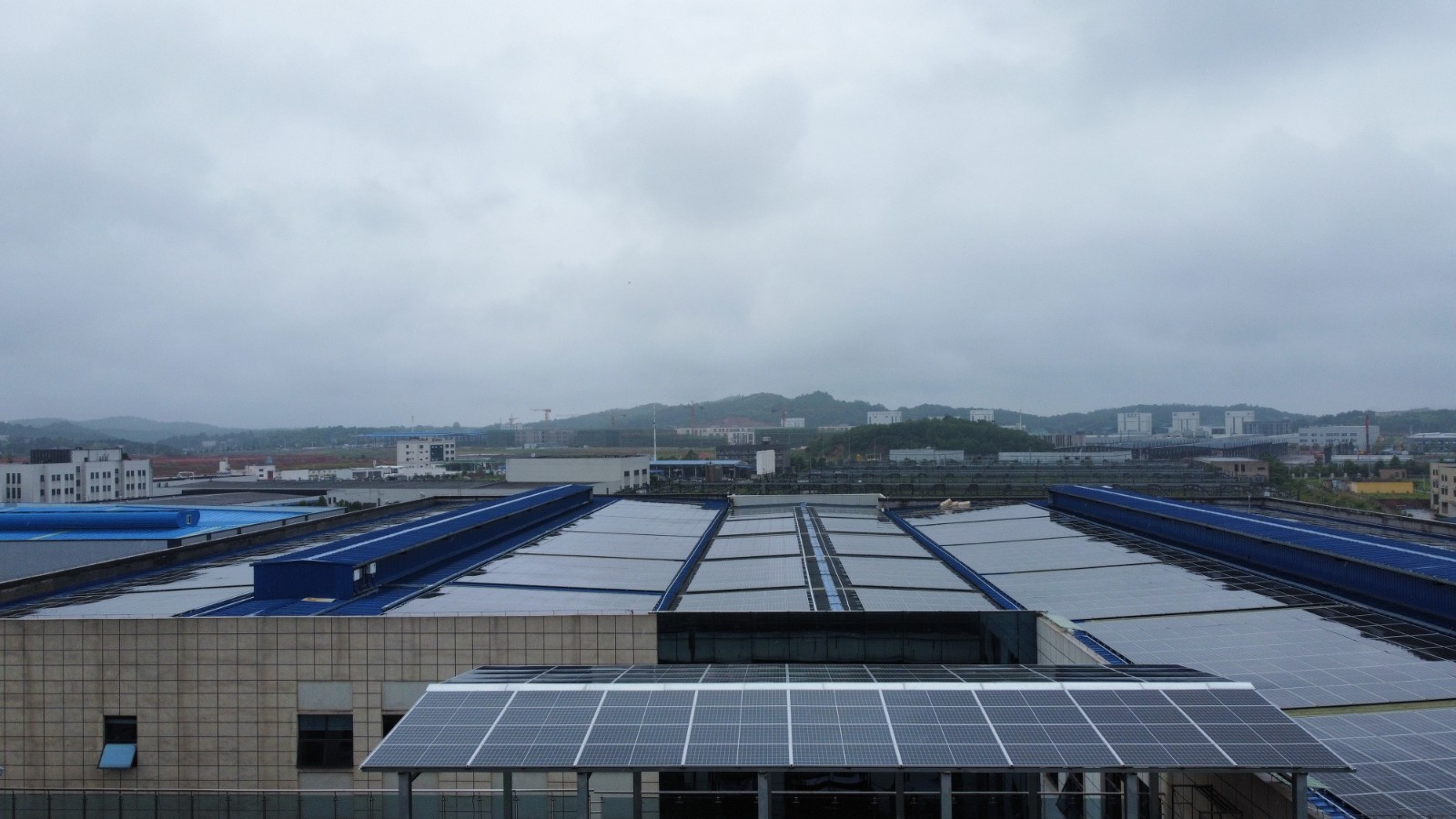 国度统计局：2022年10月份太阳能发电增长24.7%